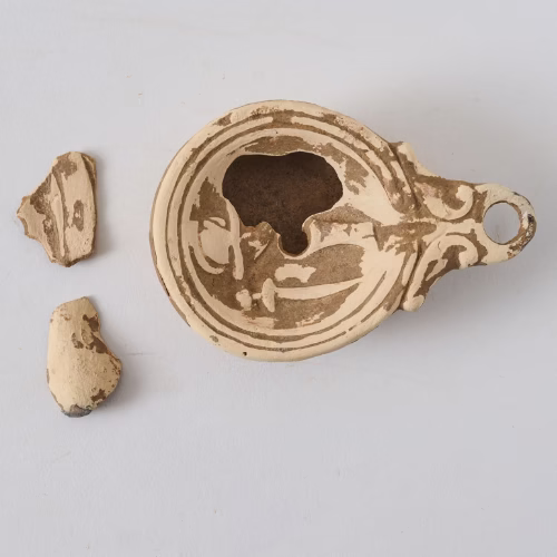 Keramička uljanica u izvornom stanju prije početka konzervatorskih radova, dokumentirana u suradnji s HRZ Zagreb 2022.