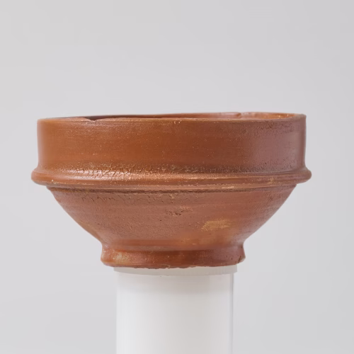 Keramička posuda nakon stručne restauracije, izvedene pod nadzorom stručnjaka iz HRZ Zagreb.