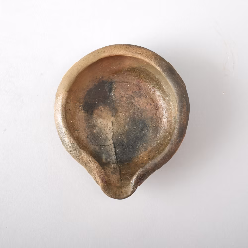 Keramička uljanica nakon završetka restauratorskog procesa u suradnji s Hrvatskim restauratorskim zavodom u Zagrebu.